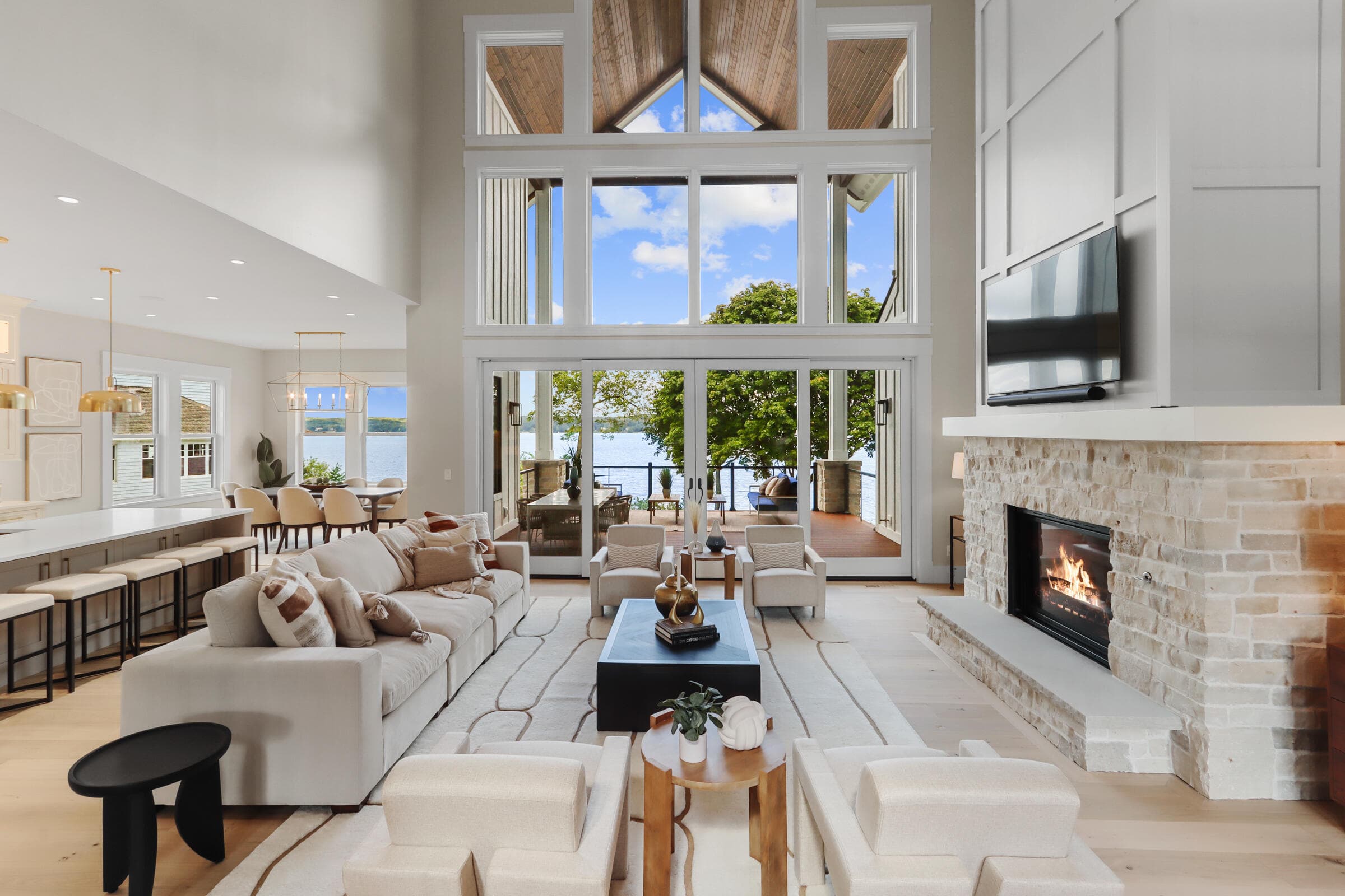 N2017 S Lakeshore Dr, Linn