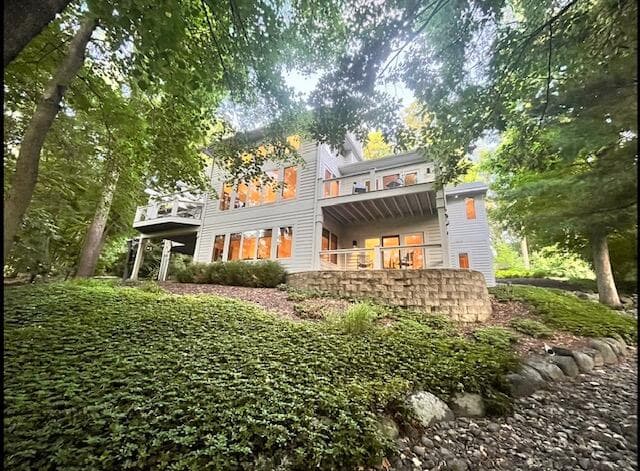 410 Deerpath W -, Fontana