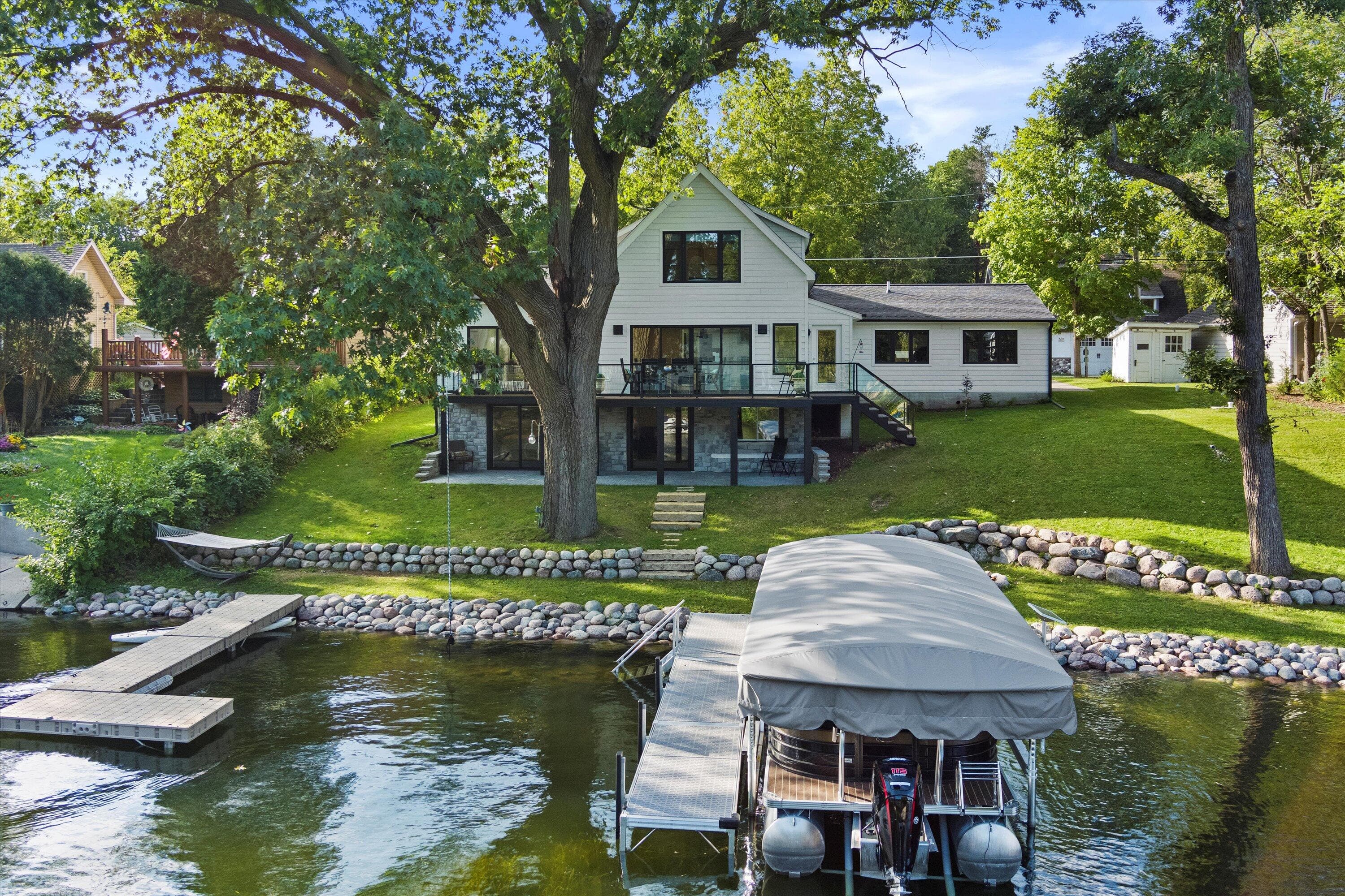 W345N5746 Road G -, Oconomowoc