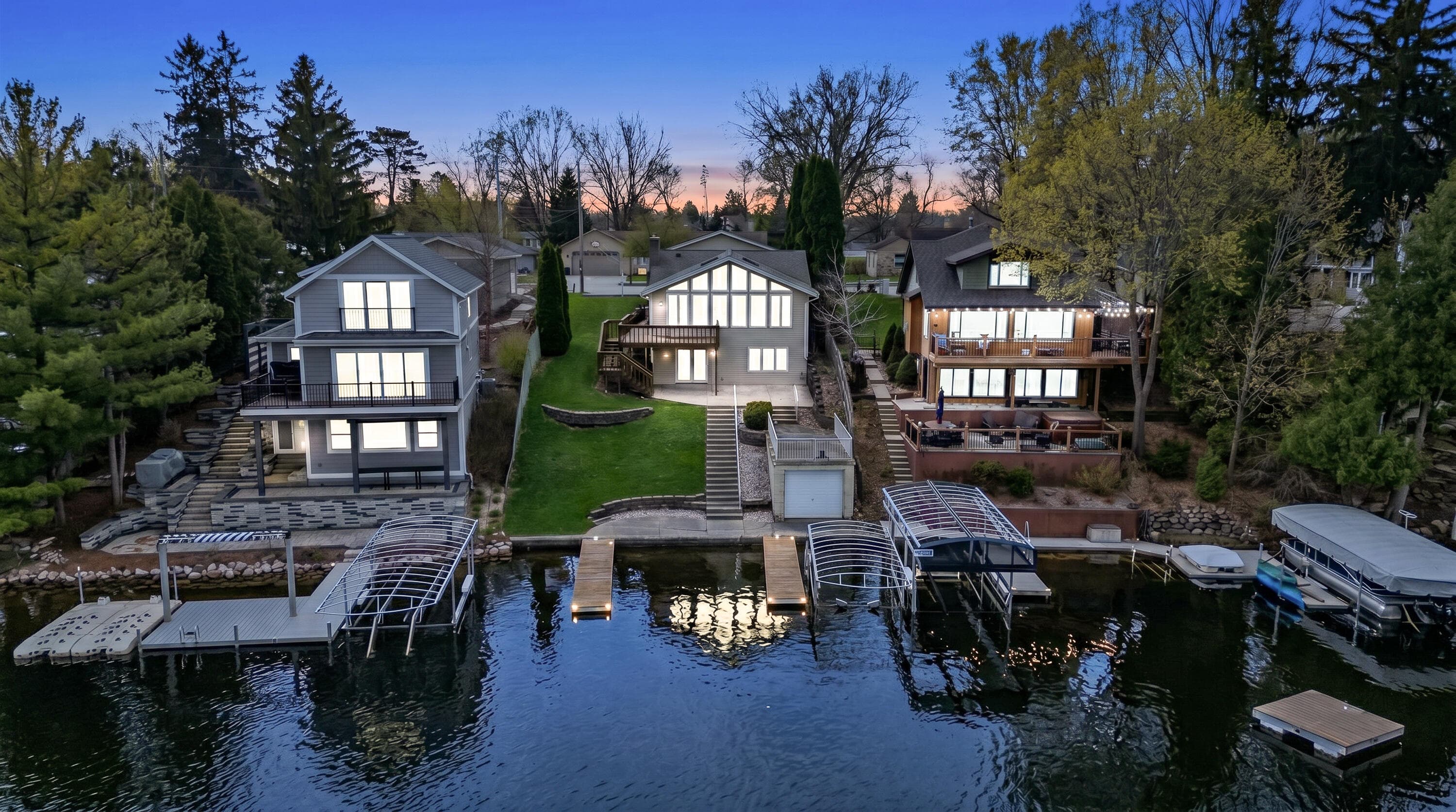 N50W35328 Wisconsin Ave, Oconomowoc